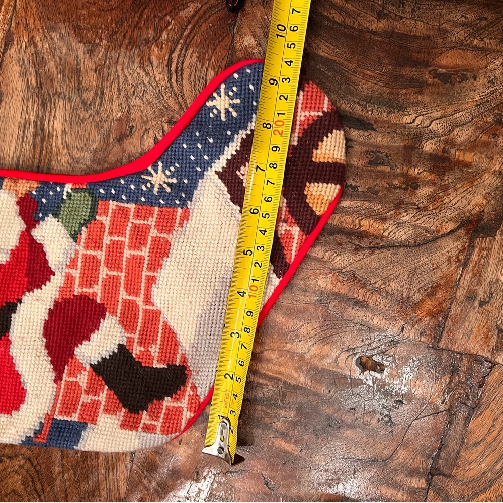 Needlepoint Christmas Stocking Santa Claus & Gift On Chimney Red Velvet Back Vtg - Picture 9 of 12